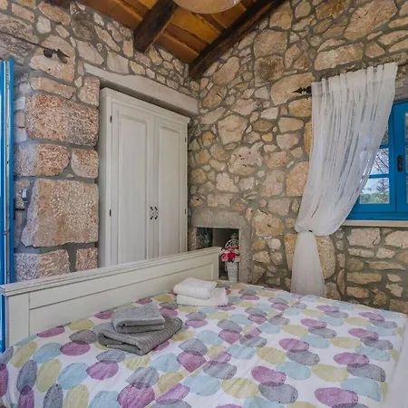 Pinia Comfortable * Pinezići